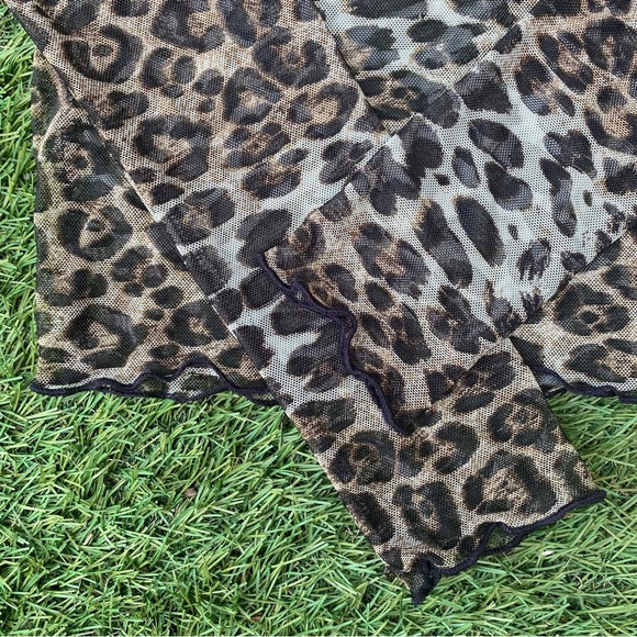 FOREVER 21 LEOPARD /  CHEETAH PRINT SHEER TURTLE NECK | MEDIUM #FML130019 - Picture 7 of 9